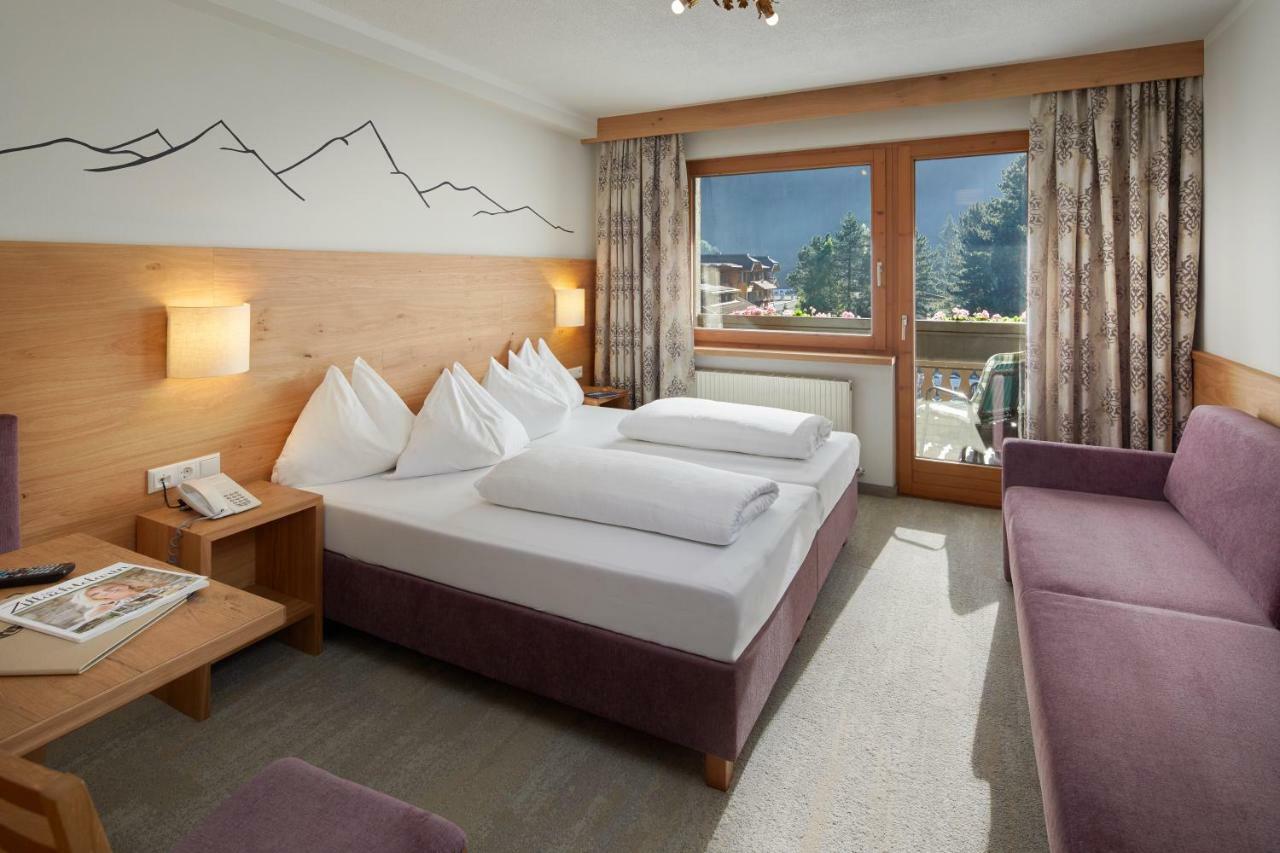Hotel Alpenhof Kristall مايرهوفن المظهر الخارجي الصورة